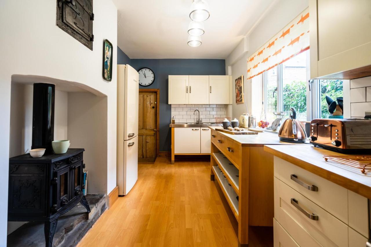 25 Avenue Terrace Apartemen